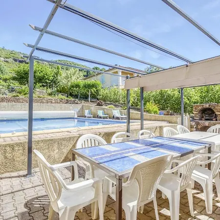 Tatil Evi Alluring Holiday In With Swimming Pool Roquebrun