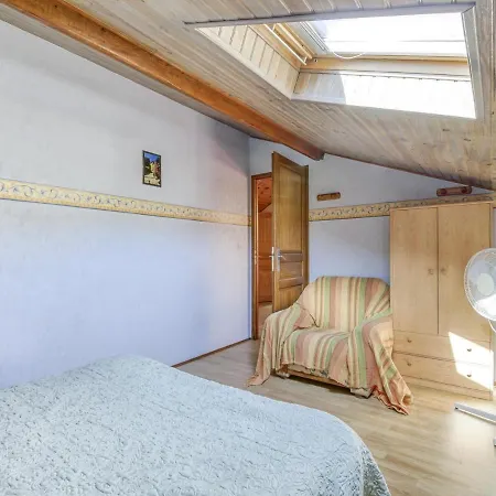 Tatil Evi Alluring Holiday In With Swimming Pool Roquebrun
