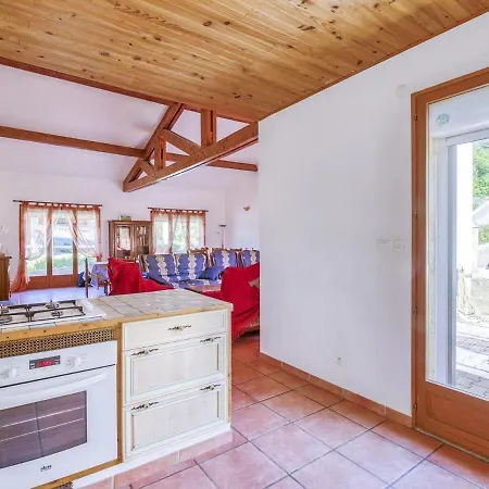 Tatil Evi Alluring Holiday In With Swimming Pool