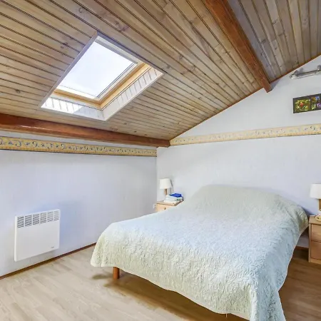 Alluring Holiday In With Swimming Pool * Roquebrun
